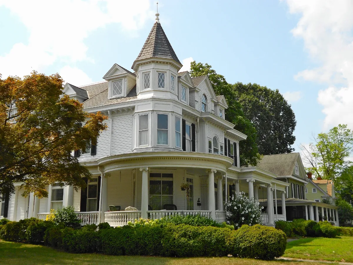 200 Lakeview Milford De
