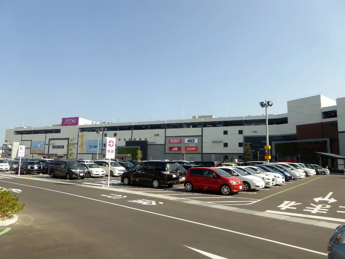 Aeon Mall Shijonawate