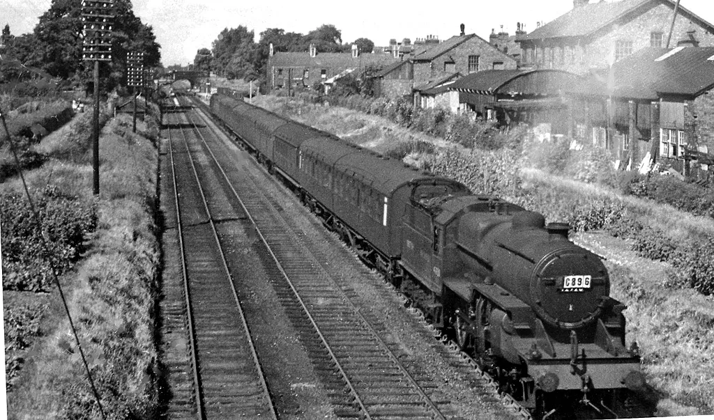Alderley Edge Station Geograph 2165327