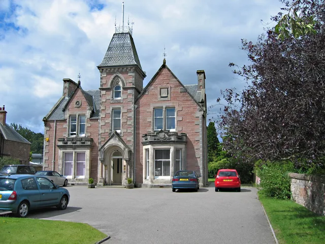 Alton House Geograph.org.uk 888909