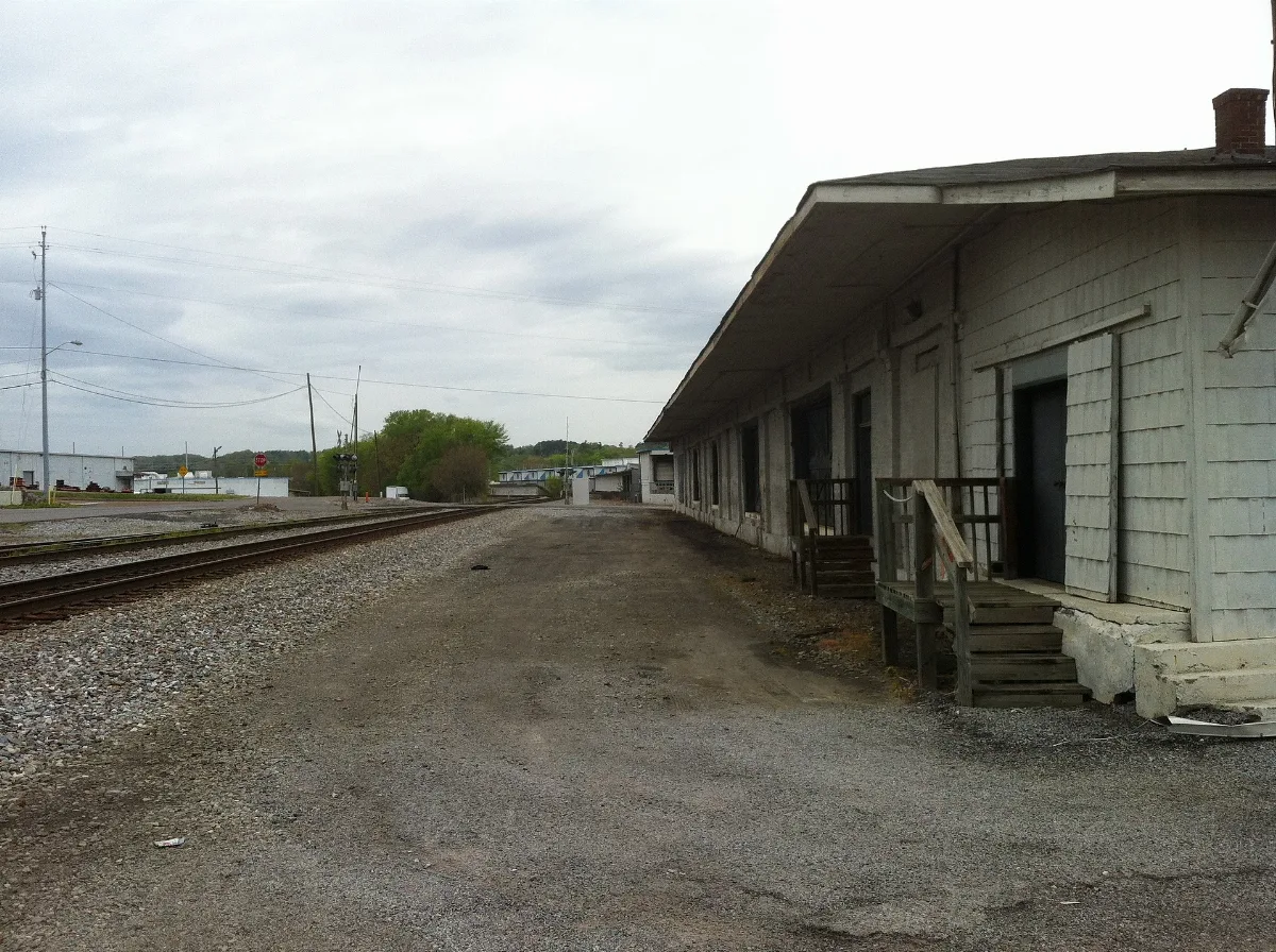 April 2014 Norfolk Southern Crew Rest Area Cleveland, Tn. Panoramio
