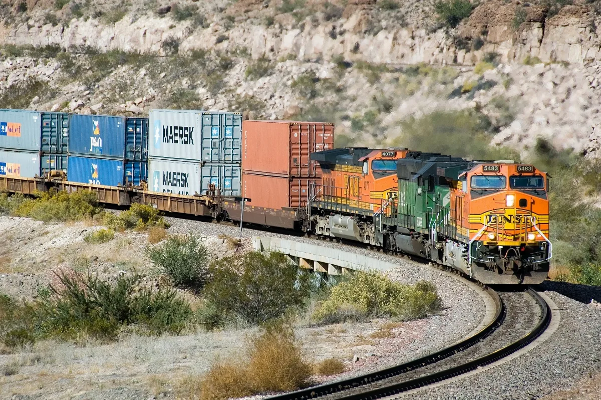 Bnsf 5483 West Kingman Canyon Az (293095248)