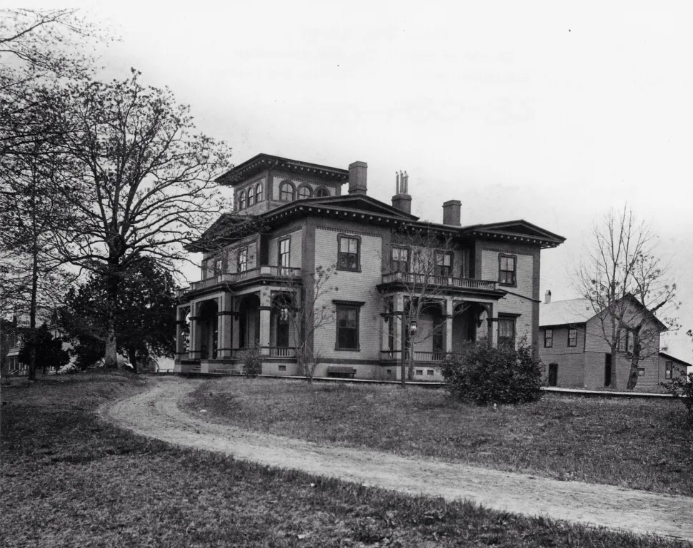 Bodies Mansion, Tougaloo College