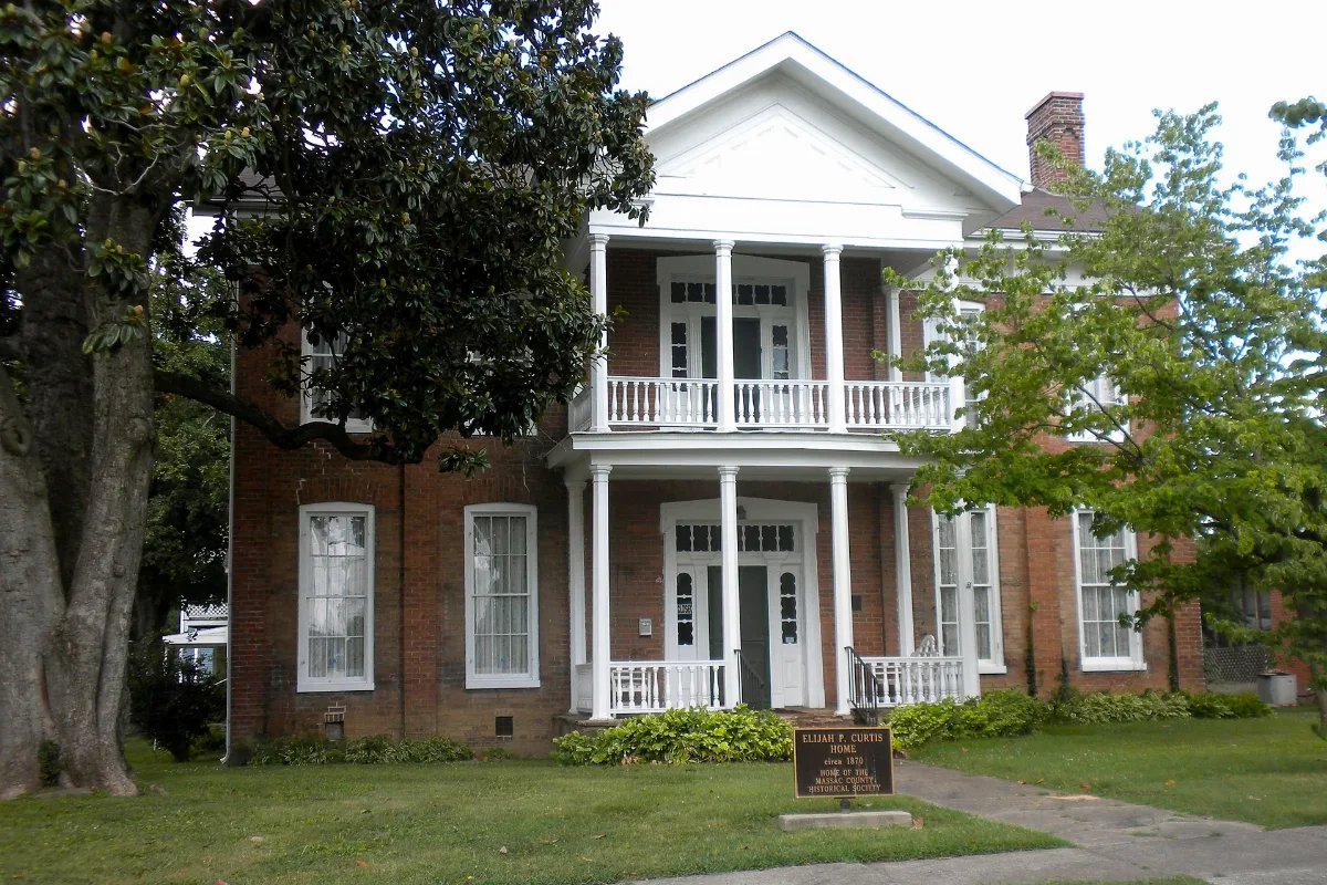 Curtis House Metropolis Il