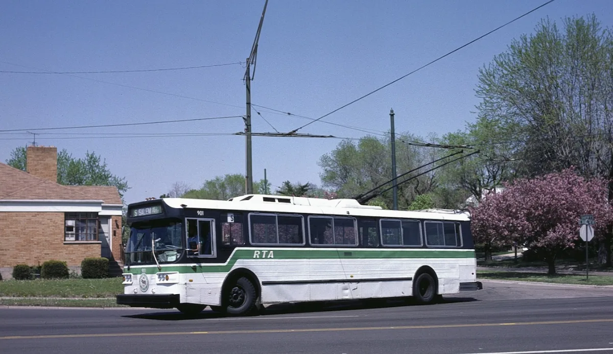 Dayton Flyer E800 Trolleybus 901 In 1987