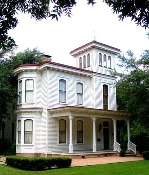 Dilley Tinnin House 1220 Austin Street Small