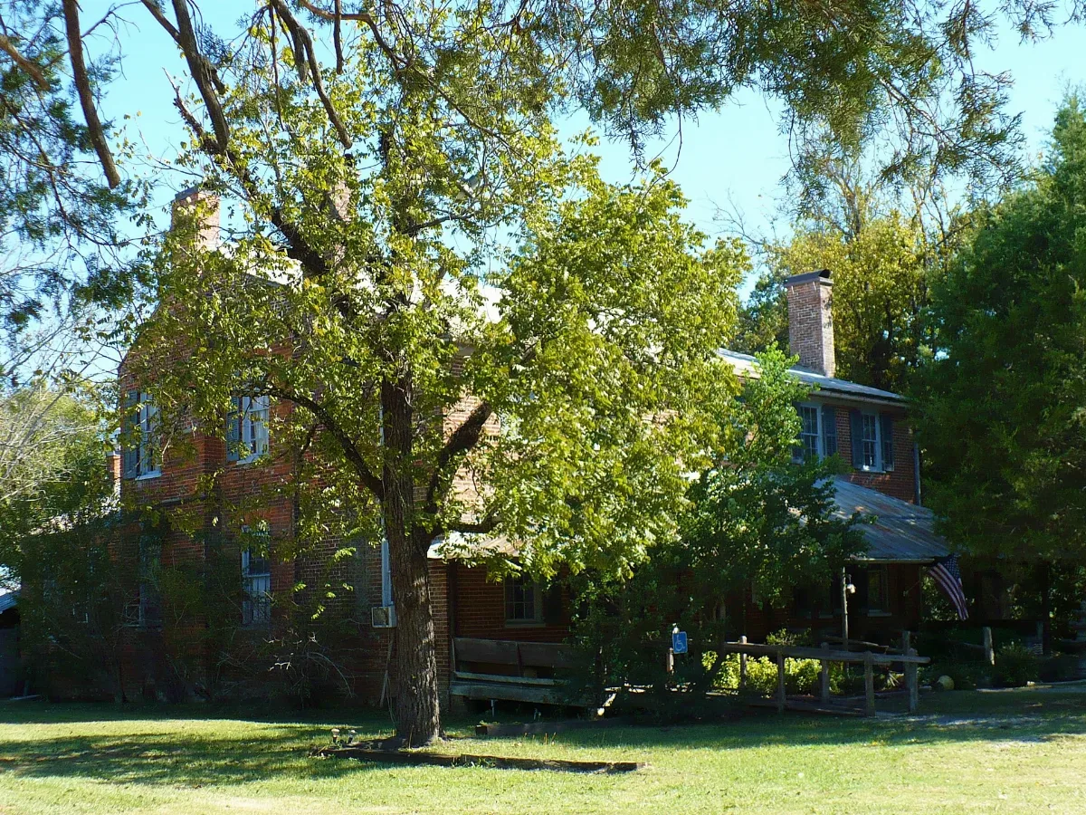 Foscue House 02
