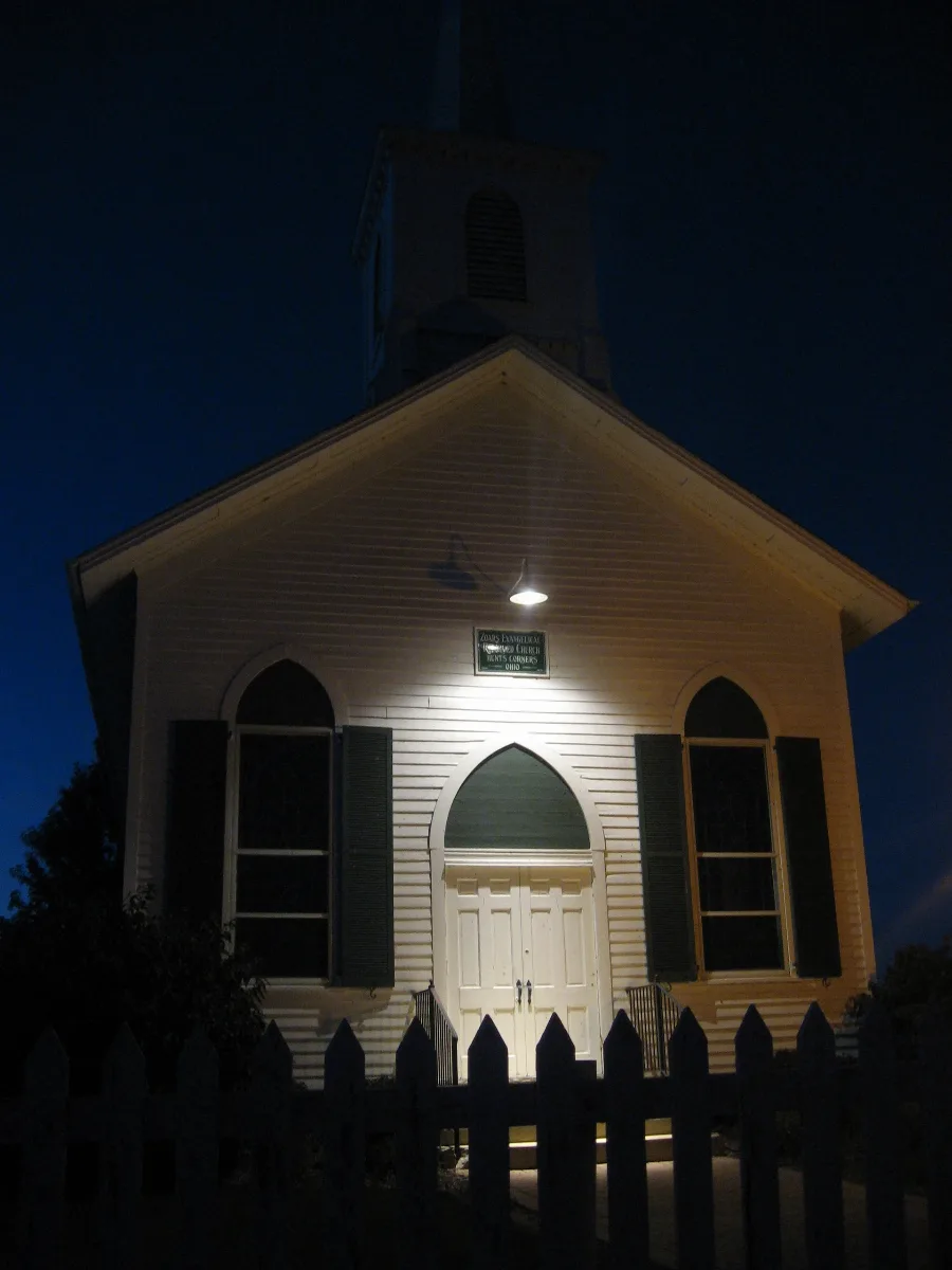 Hunts Corners Church