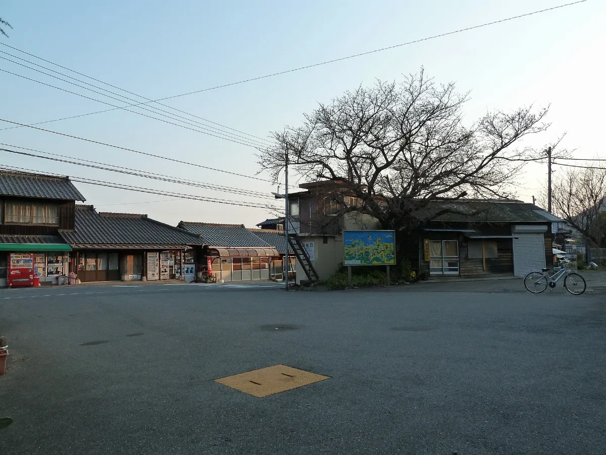 Iyokaminada Station2