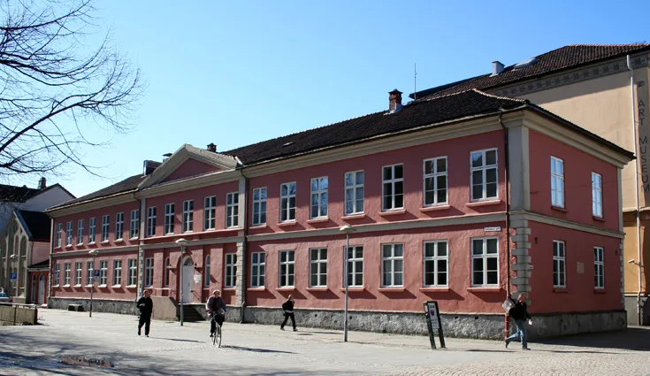 "Latinskolen" Katta Krsand