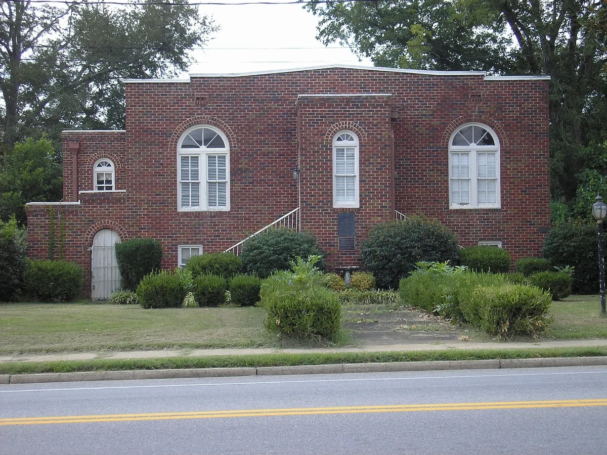 Lyons Women's Club