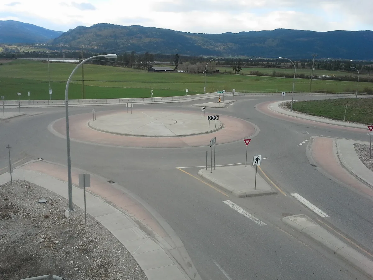 Roundabout & Truck Apron