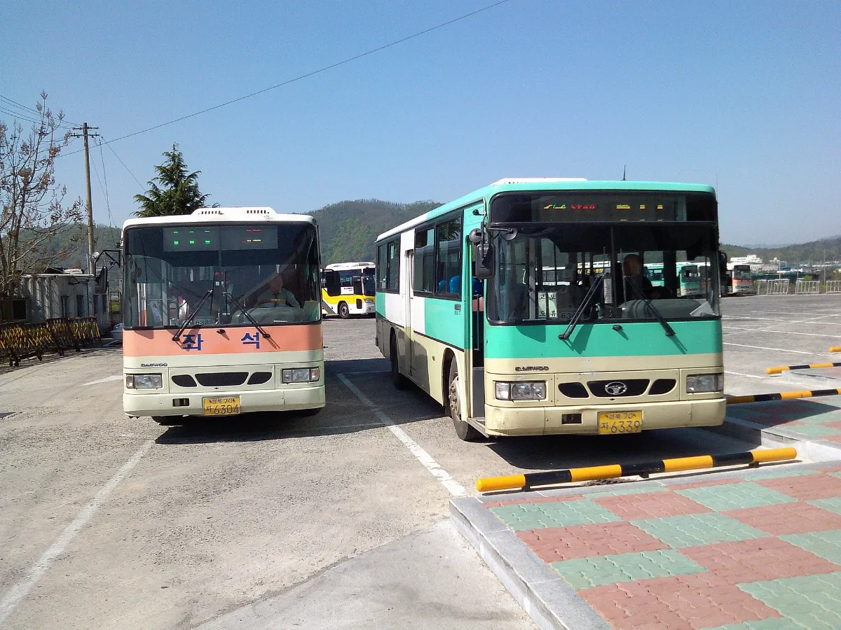 Yeongcheonbus 6304,6339