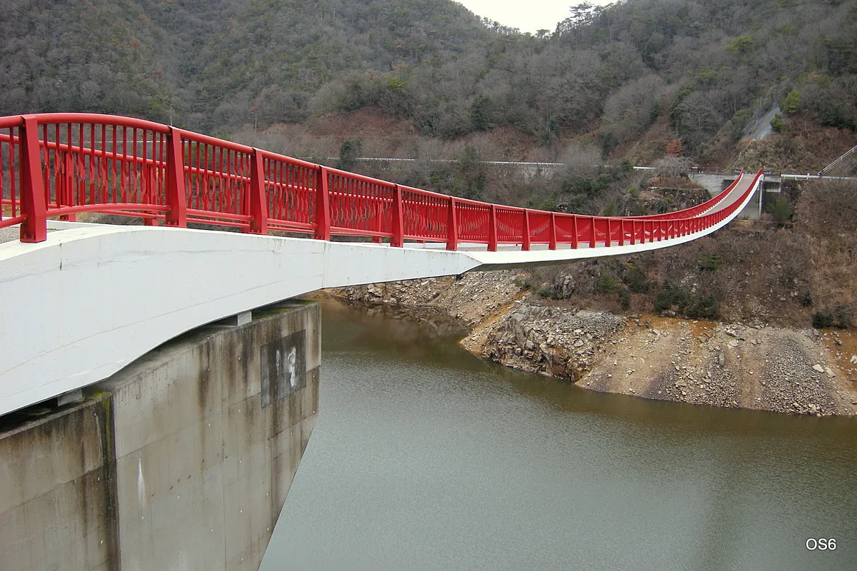 Yumetsuri Bridge